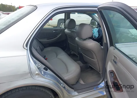 2001 Honda Accord 3.0 Ex z USA, uszkodzony, nr VIN 1HGCG16551A042419